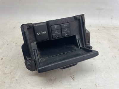 Пепельница Toyota Corolla 2014