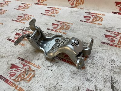 Петля двери Opel Antara 2013 С145