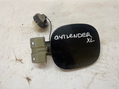Лючок бензобака Mitsubishi Outlander 2005-2012 CW0W
