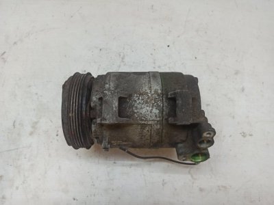 Компрессор кондиционера Suzuki Escudo 1998-2005 TA02W
