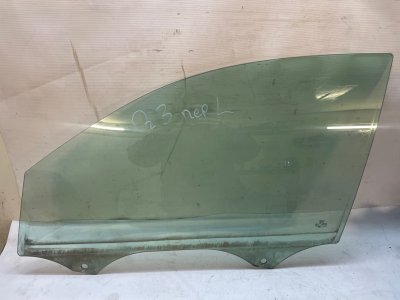 Стекло двери Audi Q3 2013 8UB