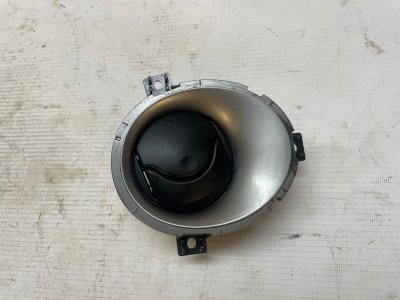 Дефлектор воздушный Nissan Juke 2013 F15