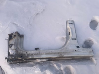 Порог кузова Ford Focus 3 2013 CB8
