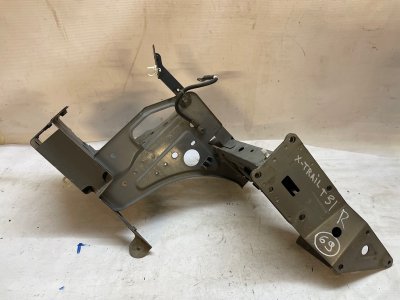 Лонжерон Nissan X-Trail 2007-2011 NT31