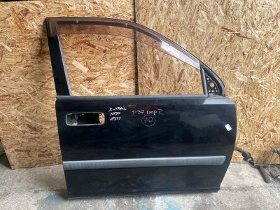Дверь Nissan X-Trail 2000-2007 NT30