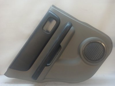 Обшивка двери Nissan X-Trail 2000-2007 NT30