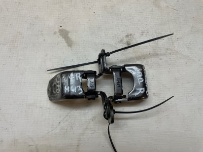 Петля двери Honda Accord 8 2010 CU