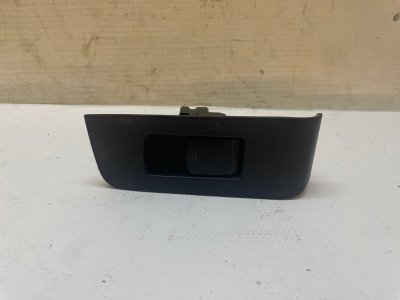 Кнопка стеклоподъемника Nissan X-Trail 2007-2011 NT31