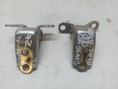 Петля двери Honda Civic D4 2006-2012 FD1