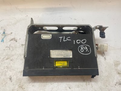 CD-Чейнджер Toyota Land Cruiser 2000 J100