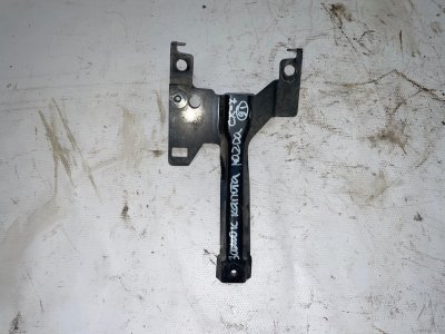 Кронштейн замка капота Mazda CX-7 2007 ER