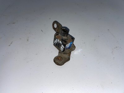 Датчик удара Toyota Land Cruiser 2000 J100