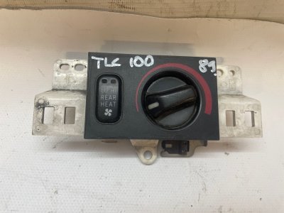 Блок управления климатом Toyota Land Cruiser 2000 J100