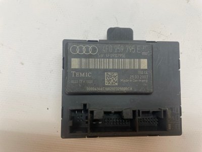 Блок управления дверьми Audi A6 C6 Allroad 2007 4FH