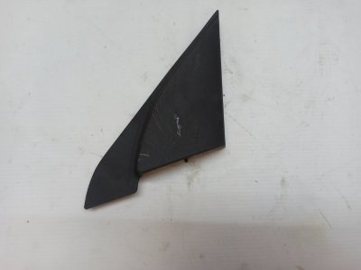 Уголок двери (внутренний) Mazda 3 2008-2013 BL