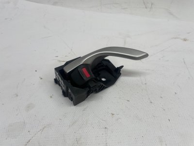 Ручка двери внутренняя Mazda Mazda 3 2013-2018 BM
