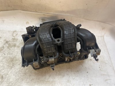 Впускной коллектор Mitsubishi Outlander 2006-2012 XL