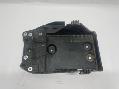 Площадка под акб Mazda Mazda 3 2013-2018 BM