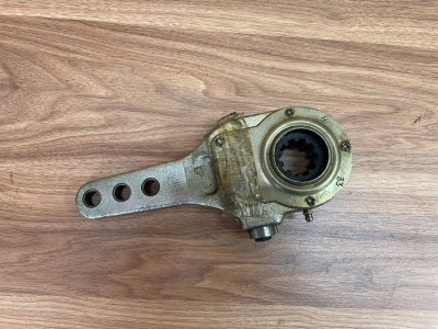Трещетка универсальная Meritor