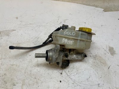 Главный тормозной цилиндр Volkswagen Polo 2010-2015 601