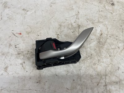 Ручка двери внутренняя Mazda Mazda 3 2013-2018 BM
