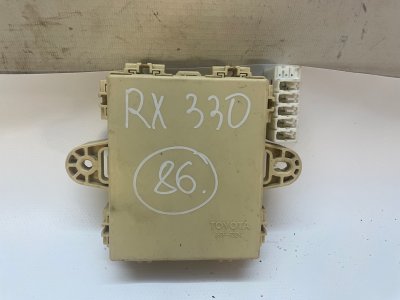 Блок предохранителей Lexus RX 330 2005 XU30