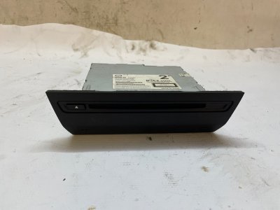 Проигрыватель CD/DVD Mazda Mazda 3 2013-2018 BM