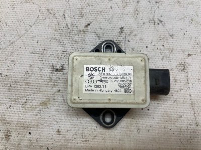 Датчик ускорения Audi A6 2004-2010 C6