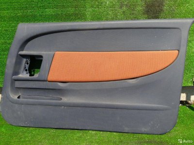 Обшивка двери передняя правая Peugeot 1007 KM