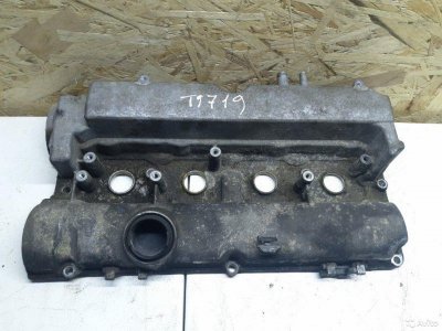 Крышка клапанов Opel Astra H L35 Z18XE 2004-2007