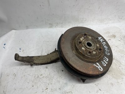 Кулак поворотный Honda Accord 7 2005 CM2