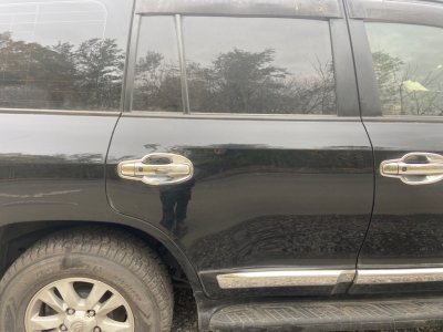 Дверь Toyota Land Cruiser 200 2008 Внедорожник