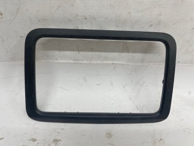 Рамка магнитолы SKODA Fabia 2013 5J2
