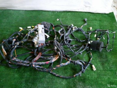 Коса (жгут) проводов салона левая Hyundai Elantra