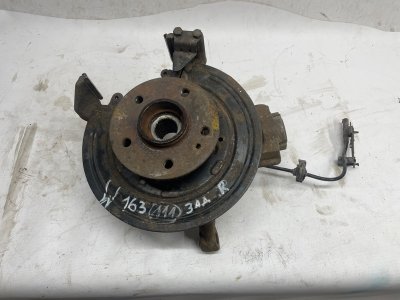 Кулак поворотный Mercedes-Benz M-Class 2000 w163