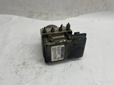 Блок ABS Toyota Auris 2006-2012 E15