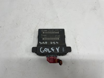 Блок электронный Volkswagen Golf 2003-2009 1K1