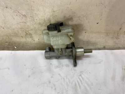Главный тормозной цилиндр Volkswagen Golf 2003-2010 1K1