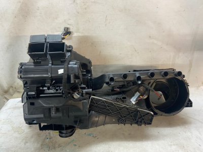 Корпус печки Volkswagen Golf 2003-2010 1K1