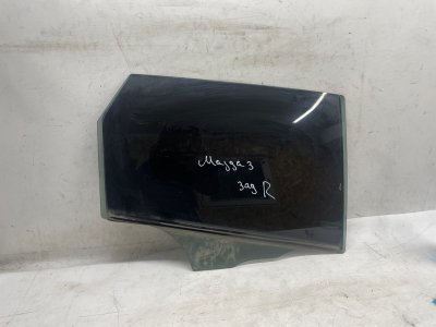 Стекло двери Mazda 3MPS 2007 BK