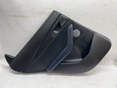 Обшивка двери Mazda CX-30 2020