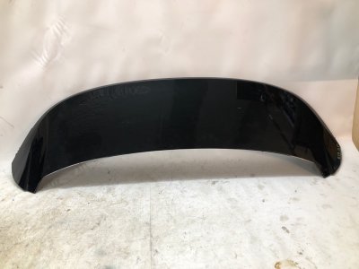 Спойлер крышки багажника Mazda CX-30 2020