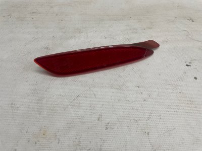 Катафот бампера Mazda Mazda 3 2020 BP
