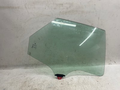 Стекло двери Mazda CX-30 2020