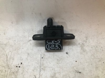 Кнопка открывания багажника Mazda CX-5 KF