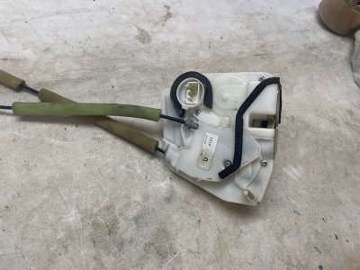 Замок двери Mazda CX-5 KF