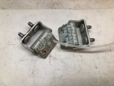 Петля багажника Mitsubishi Outlander 2021 GF8W