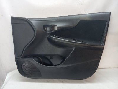 Обшивка двери Toyota Corolla 2008 ZRE152R