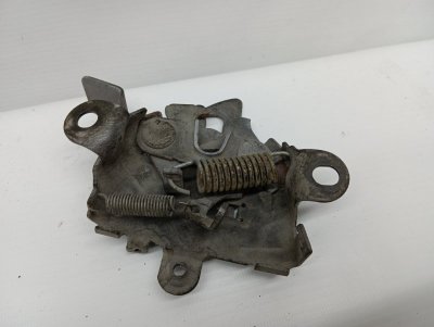 Замок капота Toyota Corolla Fielder 2001