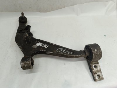 Рычаг Nissan X-Trail 2001-2007 NT30